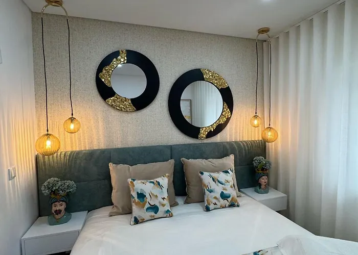 At Maries 4 Blue Peniche